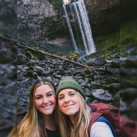 Meet your Posher, Erin - Picture 2 of 5